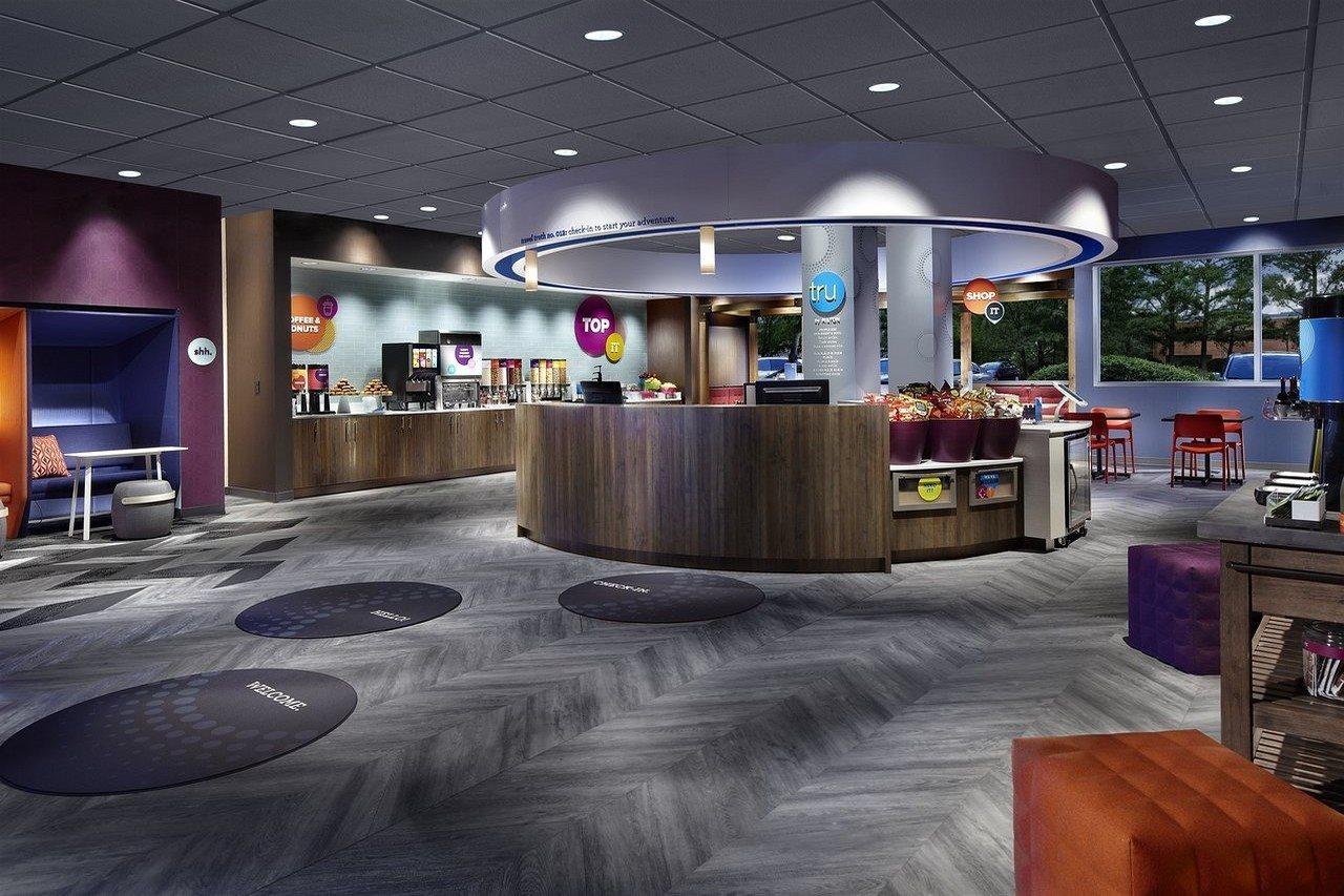 Hotel Tru By Hilton Milwaukee Brookfield 3*