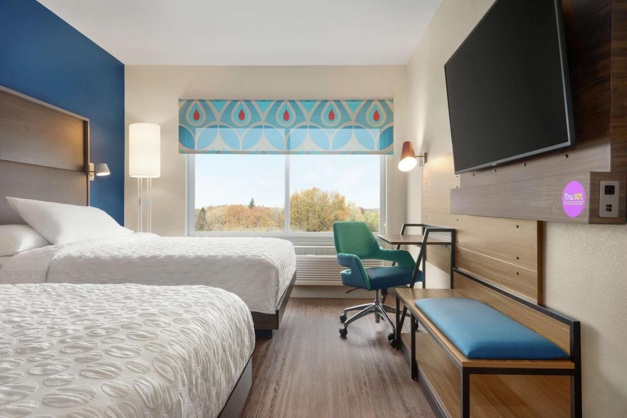 Tru By Hilton Milwaukee Brookfield Hotel Waukesha