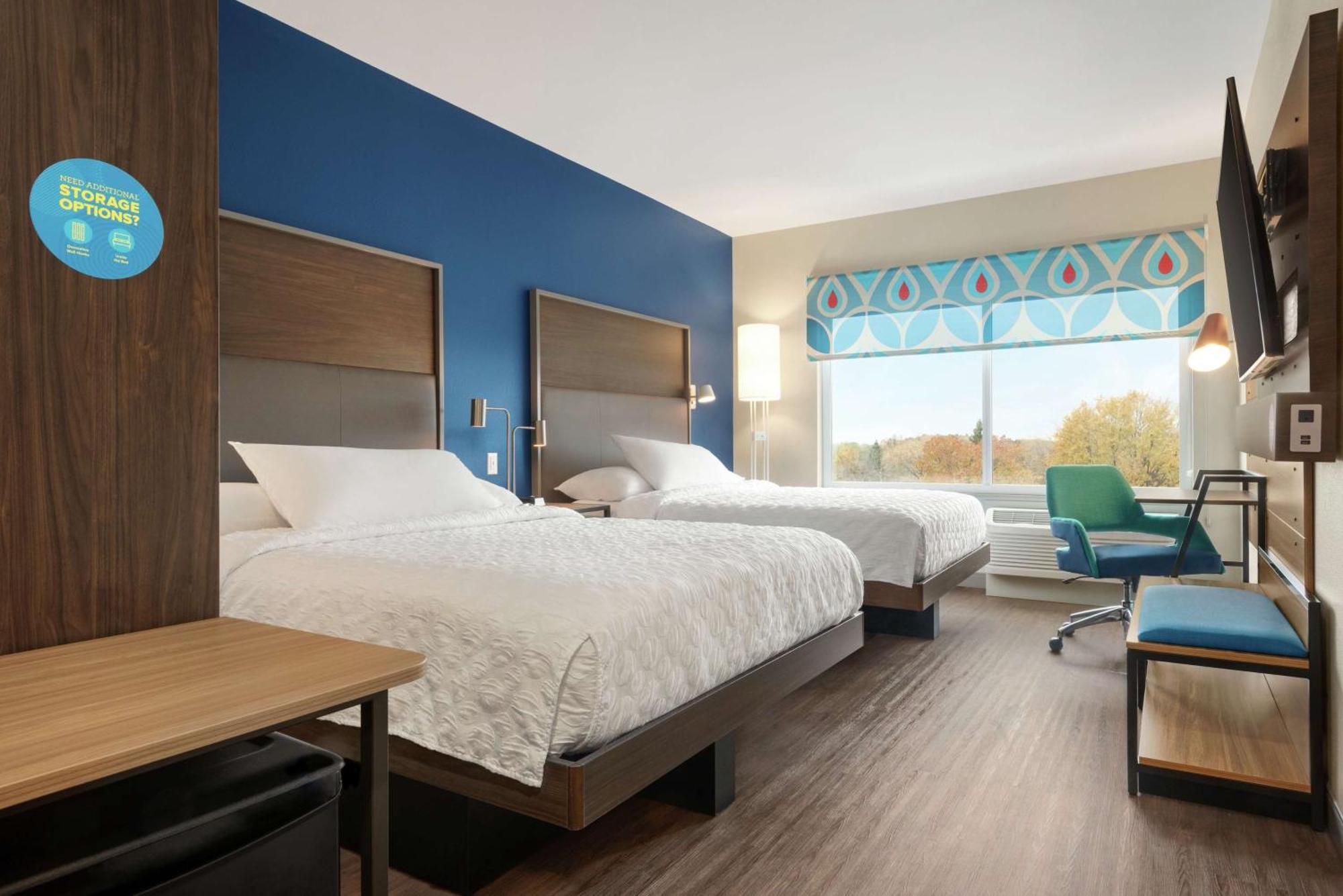 Hotel Tru By Hilton Milwaukee Brookfield 3*