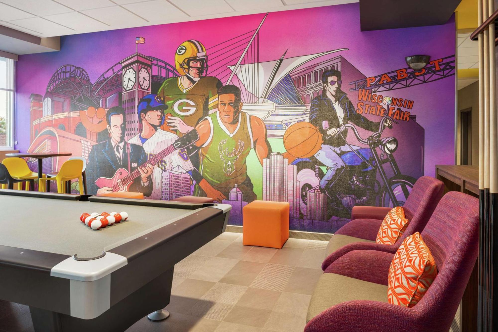 Tru By Hilton Milwaukee Brookfield Hotel